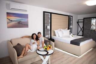 Отель Prestige Deluxe Hotel Aquapark Club- All inclusive Золотые Пески Premium Room with Balcony (2 Adults + 3 Children)-13